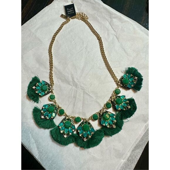 INC international concepts NEW green tassel necklace with gold tone chain - Picture 3 of 9